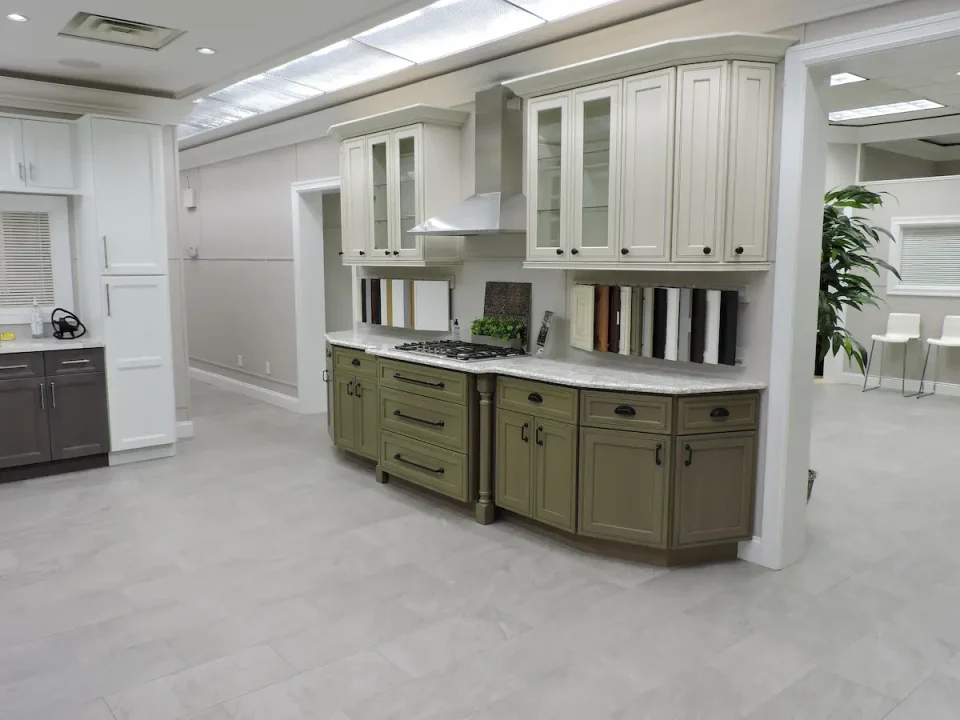 kitchen liquidators showroom cabinets